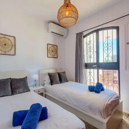 Apartment in Nerja with Sea Views & Pool