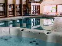 Mountain Cabin with long range views, privacy, and more. Hotels in Campton