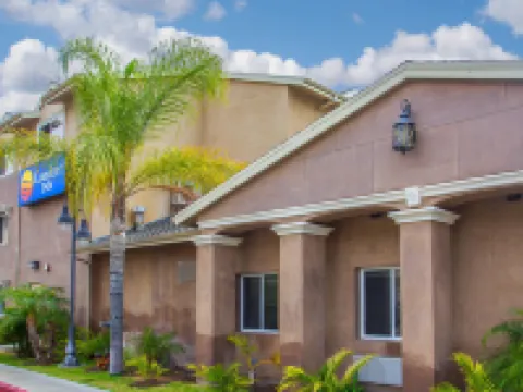 Comfort Inn Cockatoo Near LAX Airport Hoteles en Hawthorne