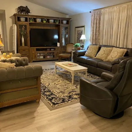 European meets Southern Charm in this 3 Bedroom Get Away in Mount Dora