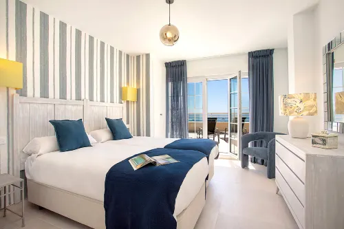Exclusive Penthouse in Front of the Beach. Los Corales Beach - 2-Sterne
