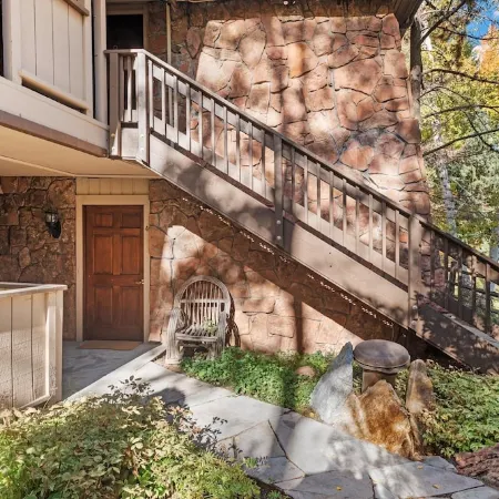 Aspen Stash Pad Steps From The Slopes