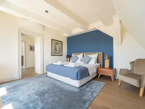 Zoya Luxury Residence