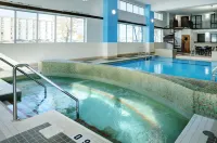 Hilton Winnipeg Airport Suites - Hot Tub