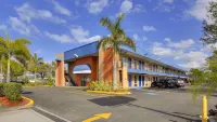 Magnuson Hotel Bradenton Hotels near Sarasota Bradenton International Airport
