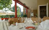 Villa Mittermeier, Hotellerie & Restaurant - breakfast