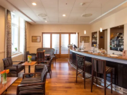 ホテル シュヴァイツァーホフ バーゼル バーゼルのホテル