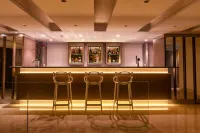 Crowne Plaza LIMASSOL by IHG - bar