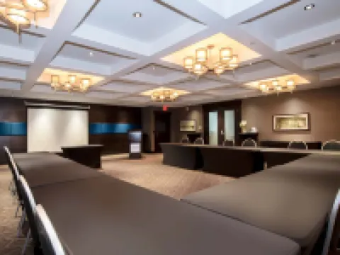 Sandman Hotel Oakville Hotels in Oakville