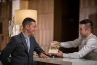 InterContinental Hotels FUJAIRAH RESORT by IHG - bar