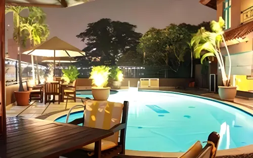 Travellers Suites Serviced Apartments