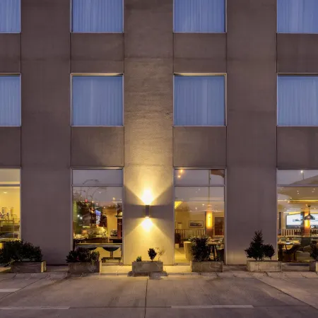 WYNDHAM SANTIAGO AIRPORT