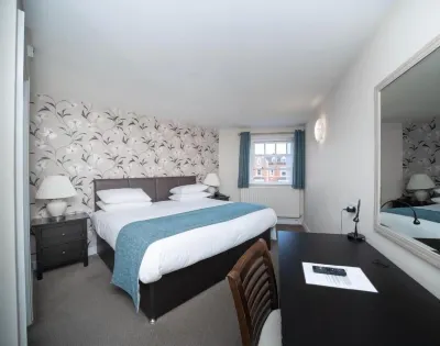 The Angel Hotel Hotels near Campion Hill Cycle Track