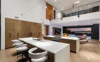 Camelback Retreat - 5Br Estate w/ Saltwater Pool, Spa & Suspension Bridge
