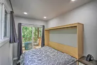 Unique Container Studio w/ Deck & Fire Pit! - Apartments