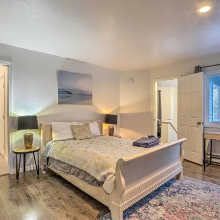 Coastal-View Apartment Near Downtown Anchorage!