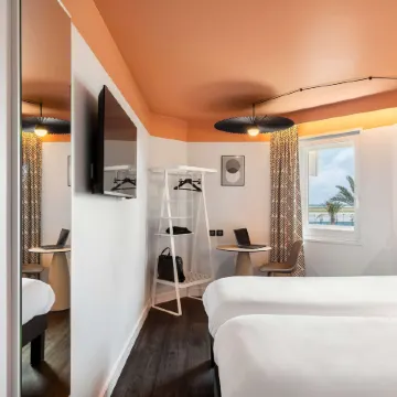 Ibis Nice Aéroport Promenade des Anglais