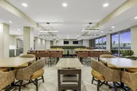 햄프턴 인 오로라 메디컬 센터 덴버