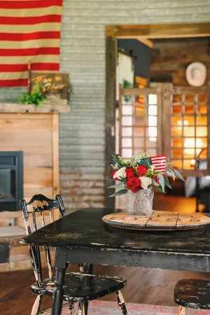 The Silos at Promise Manor "Duke Farm stay mins from historic Lynchburg, TN.