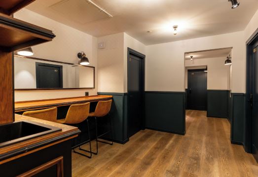 콜렉티아 스테이즈 아토차