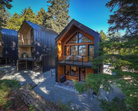 The Cabins at Terrace Beach Hotels in Ucluelet