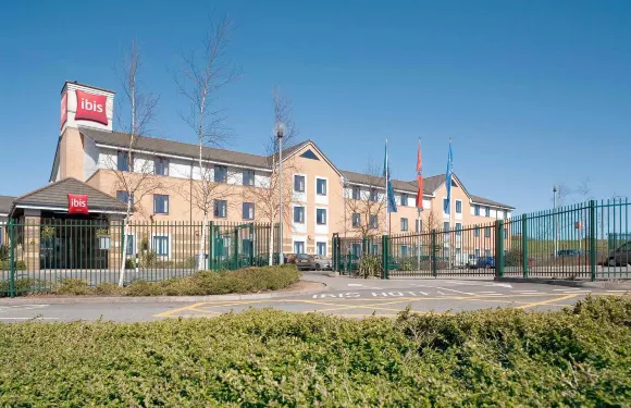 宜必思加的夫門酒店 - 國際商業園店