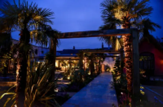 Le Petit Chateau & William de Percy Hotels in 