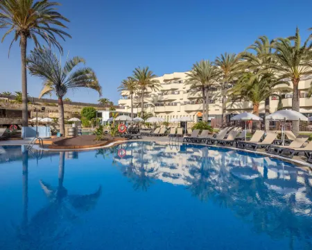 Barceló Corralejo Bay - Adults Only コラレホのホテル