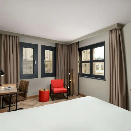 Ibis Budapest Heroes Square