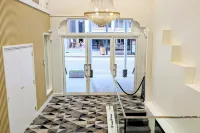 AMBASSADORS HOTEL ADELAIDE