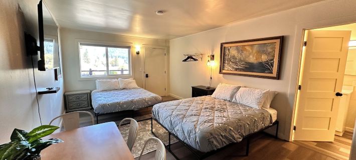 Basecamp Hotels in Bonner County