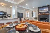Andora Villa #123 Newly Remodeled 2 BR / 2bath, Centrally Located, Close to Town Center - 3-Star