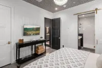 Perfect for Couples-Walk Everywhere-Luxe Apt