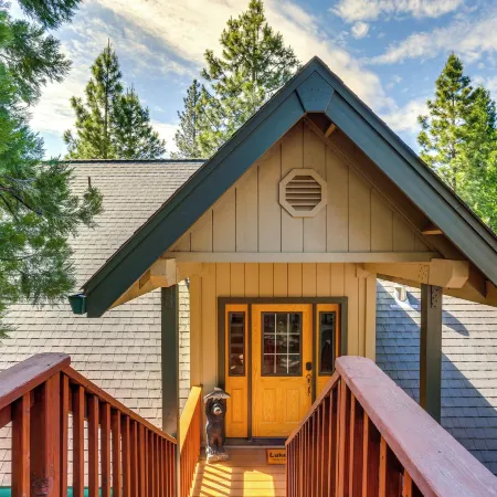 Pet-Friendly California Cabin w/ Beach Access