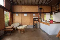 Doi Inthanon Tea Farmstay Hotels in Mae Chaem