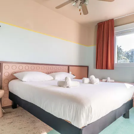 Ibis Styles Pont du Gard Route d'Avignon