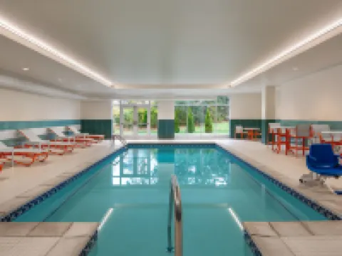 底特律-特洛伊假日酒店與套房 特洛伊酒店