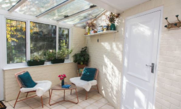 Spacious Private Annex Near Ashford