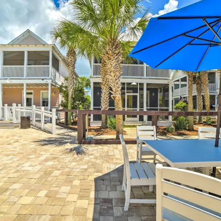 Screened Porch + Beach Access: Port St Joe Cottage