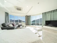J Hotel Hotels near Shigan Toki Gallery