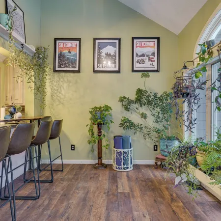 3 Mi to Mount Snow: Spacious West Dover Home
