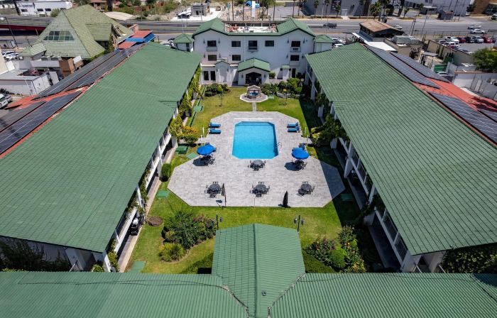 Quinta Dorada Hotel & Suites