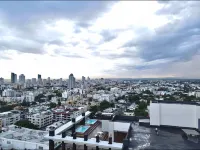 Luxury Santo Domingo Tower Condo - Homestays
