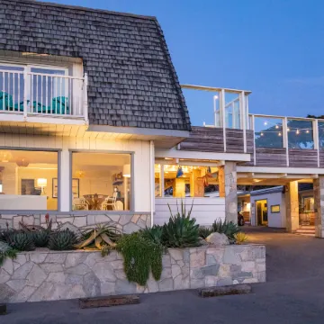 Cambria Beach Lodge