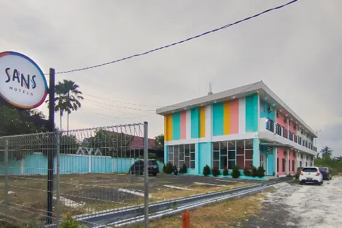 Sans Hotel Ava Palangkaraya by RedDoorz