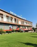 Hotel Shri Dauji Maharaj Palace