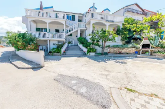 奧莉薇拉公寓酒店