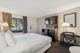 Ramada by Wyndham Temple Terrace/Tampa North