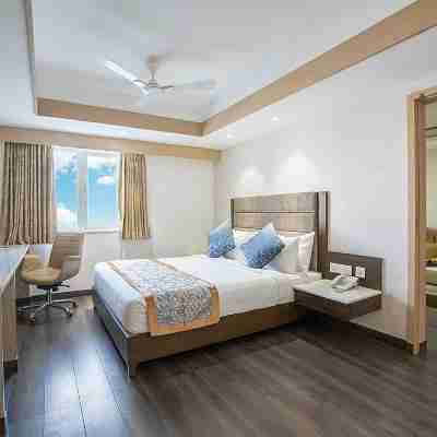 Hotel Saradha Grande Rooms