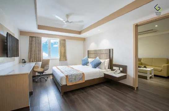 Hotel Saradha Grande